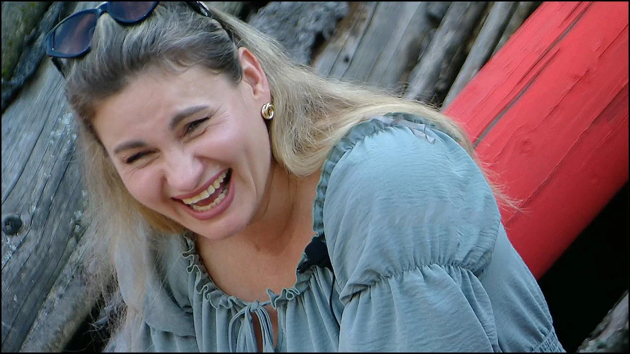 Свежий скандал: Веронику Лысковец раскритиковали после откровенных кадров с молодым возлюбленным