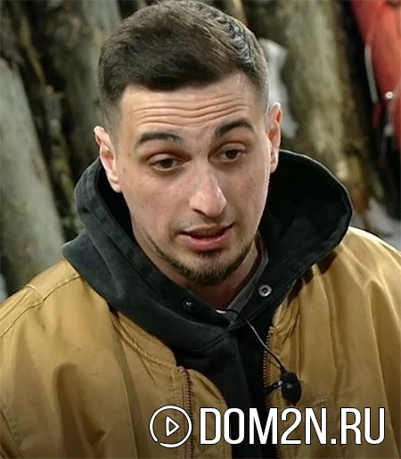 Руслан Асланов