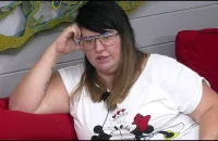 Александра Черно призналась, что ей тяжело без мужчины — теперь вся надежда на подписчиков и заработок