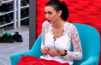 🔥 Клава Безверхова уехала из Китая раньше времени: за кадром произошло то, о чём она пока молчит