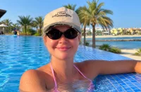 Африкантова меняет амплуа: какие роли она выбрала после первой песни